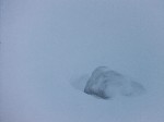A friendly boulder in a sea of whiteness by Vardebrotet
