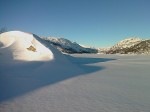 Crossing Oyarvatnet Lake