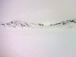 Approaching Oyuvsbu cabin in dull weather
